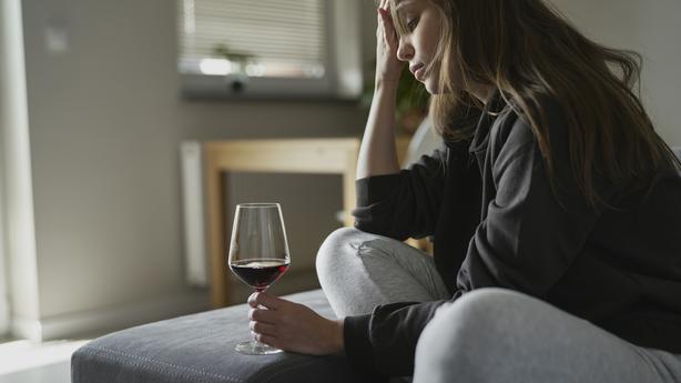 Niewielkie ilości alkoholu są dobre dla zdrowia? Najnowsze badania.