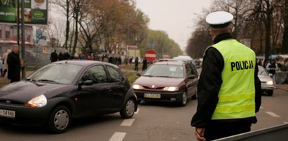 Tak dojedziesz na cmentarze