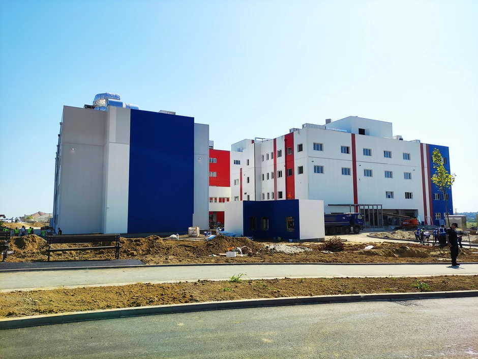 vučić u novom sadu u obilasku nove kovid bolnice foto tanjug_jaroslav pap