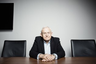 Miller: Wybory to za duże ryzyko. Kaczyński w obliczu kryzysu nie odda władzy [WYWIAD]