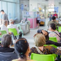 Folytatódik a harc: tovább növekedenek a kórházi várólisták