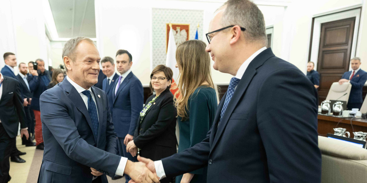 Premier Donald Tusk i minister sprawiedliwości Adam Bodnar na Radzie Ministrów