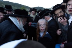 Żydzi przygotowują się do Paschy. Tłumy przyszły po wodę do starego źródła. FOTOREPORTAŻ