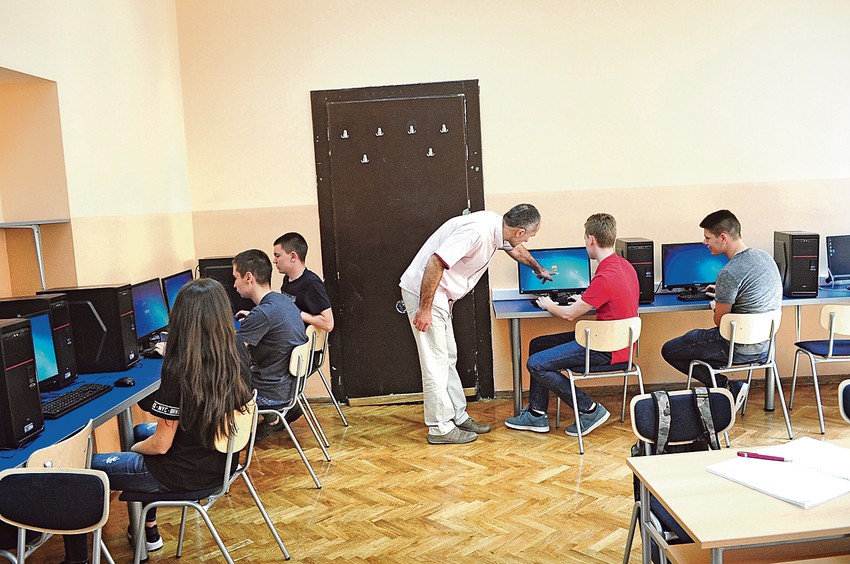 Mnogo učenika oprobalo se na prijemnom za it odeljenja jer je to perspektivno zanimanje