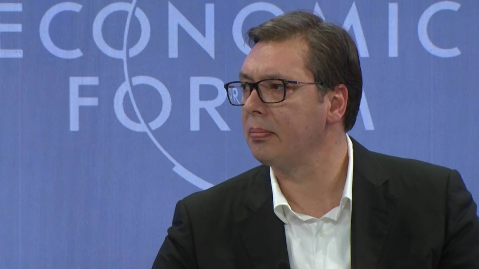 Vučić na panelu o slobodi medija pokazao koliko se (ne) razume u slobodu medija