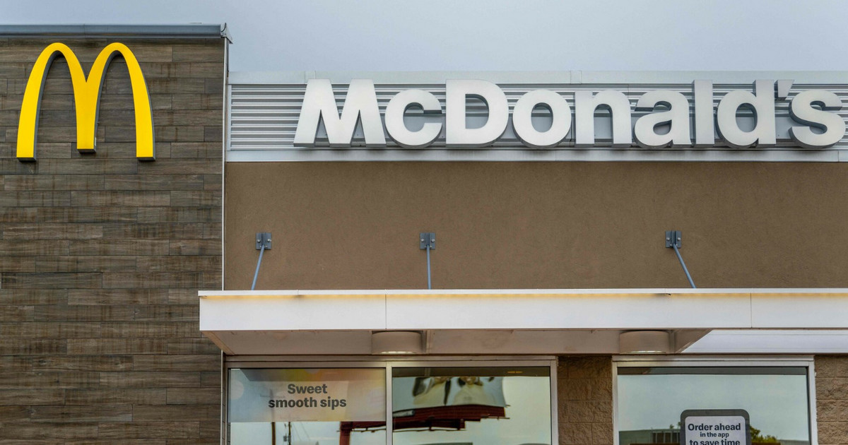 I clienti statunitensi non sono più da McDonald’s.  L’azienda offre una promozione