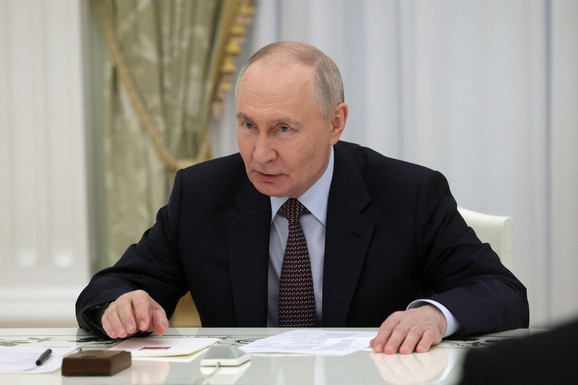 POVRATAK KRVAVE 1917?! Rusija na ivici ambisa: Putin gubi kontrolu, narod više ne ćuti, a vođa komunista upozorava na TOTALNI HAOS!