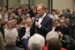 Starcie Tuska z nastolatkiem. Już wiadomo kim jest. Interesowała się nim ABW...