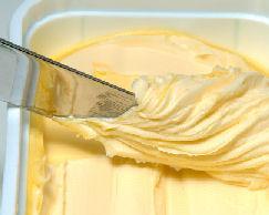 Vaj és margarin a terítéken: van különbség... | EgészségKalauz