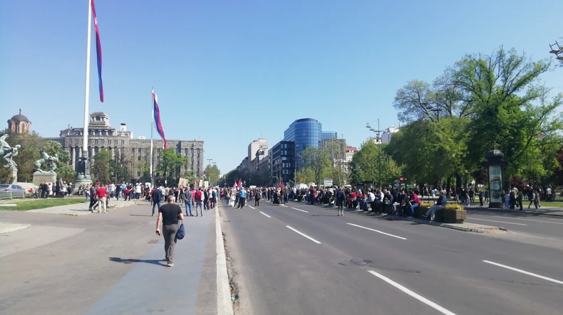 Blokiran saobraćaj ispred Skupštine Srbije