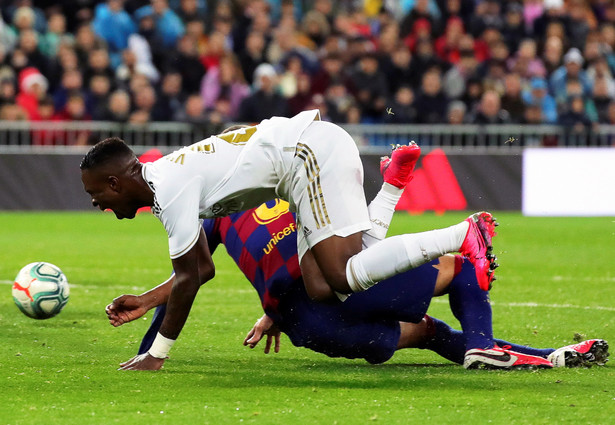 Vinicius Junior i Gerard Pique