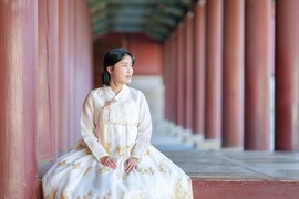 Najpopularnija korejska krema za lice HARA društvenim mrežama, sadrži POSEBNU FORMULACIJU 3-4-5 i kažu da BRIŠE FLEKE i akne kao od šale!