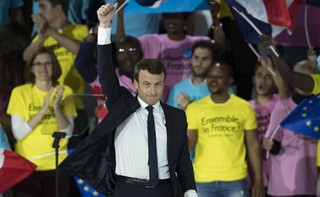 Francja: En Marche! Macrona może być największą partią w parlamencie [SONDAŻ]