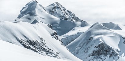 Polski alpinista wpadł do szczeliny. Dramatyczna akcja ratunkowa