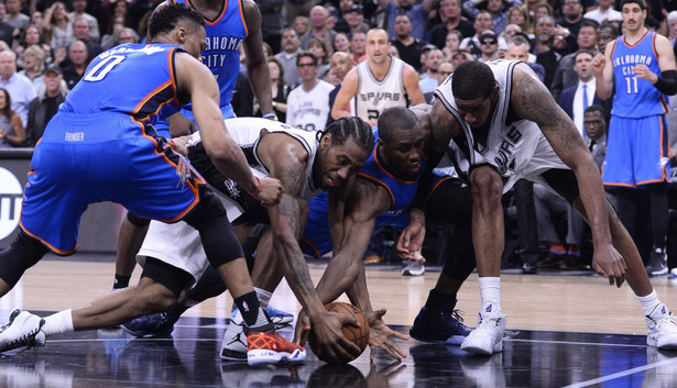 Liga NBA: Spurs przegrali u siebie z Thunder