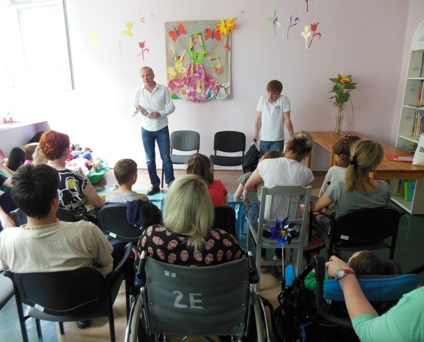 Sportowcy odwiedzili małych pacjentów ze szpitala w Poznaniu