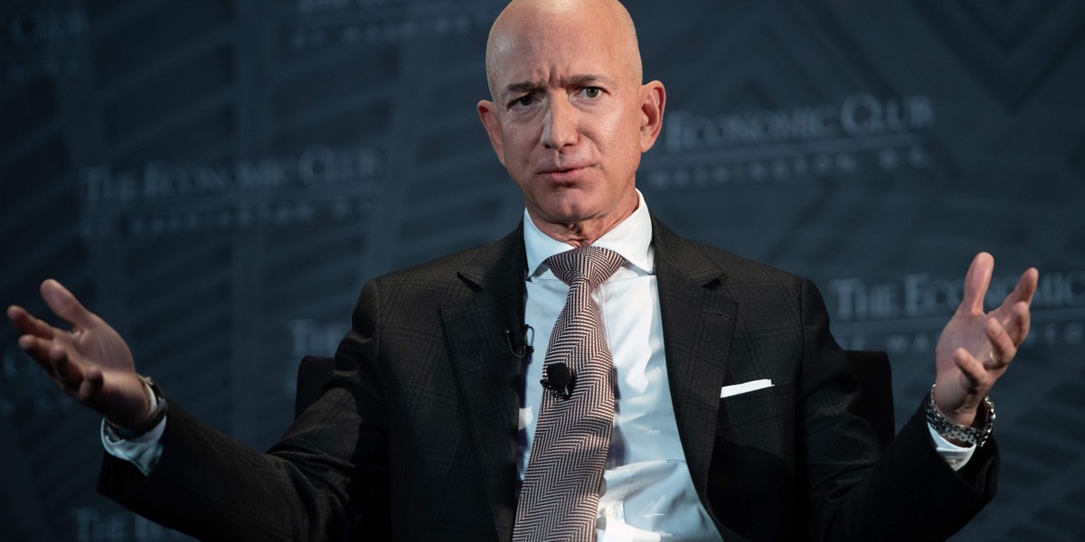 Na zdjęciu Jeff Bezos, CEO i założyciel Amazona, najbogatszy człowiek świata. Arabia Saudyjska najprawdopodobniej pozyskała prywatne dane z jego telefonu