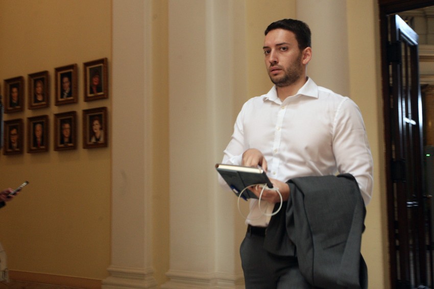 U Skupštinu Srbije je danas došao Pavle Grbović, predsednik PSG-a