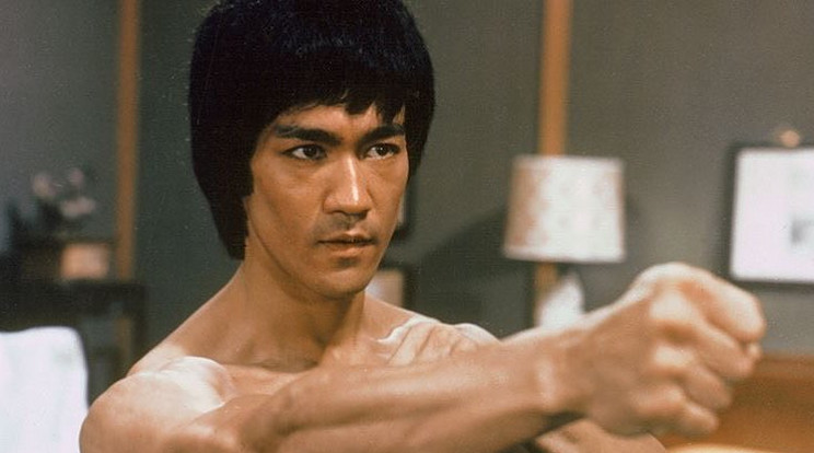 Bruce Lee életnagyságú szobrát még 2005-ben állították fel / Illusztráció: Northfoto