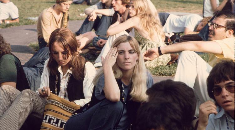 Félnek a káosztól: rengetegen indultak neki a Woodstock Fesztivál 50. évfordulója miatt az egykori helyszínre