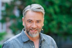 Kto jest ojcem Kuby Badacha? Skąd się wzięło określenie 'książę kefirów'?