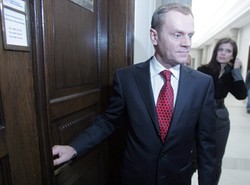 PO leci w dół, PiS dostało skrzydeł