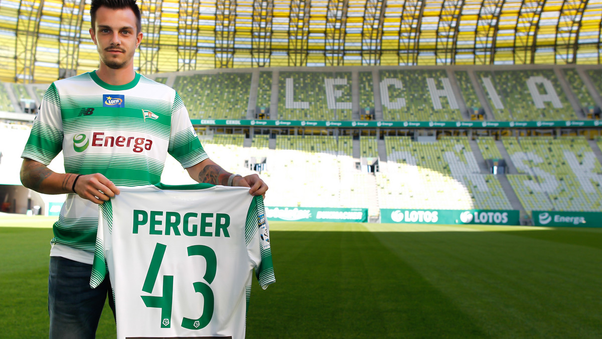Denis Perger pozytywnie przeszedł testy w Lechii i został nowym zawodnikiem gdańskiej drużyny. 23-letni Słoweniec podpisał w środę roczną umowę z gdańskim klubem.