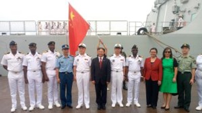 The Chinese envoy with senior Nigerian Navy personnel at NPA.