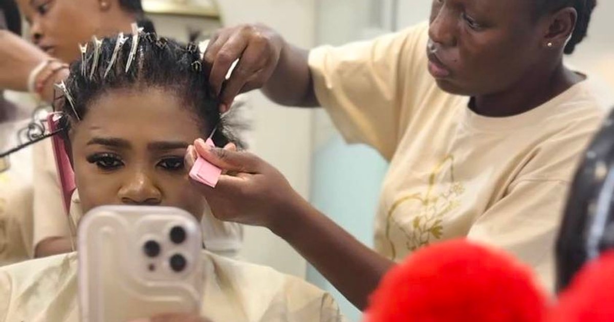 Kafui Danku blames NPP government for being charged GHC1000 for braids at the salon - Vimarsana News