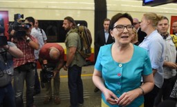 "Słucham, rozumiem, pomagam". Rusza kampania wizerunkowa PO