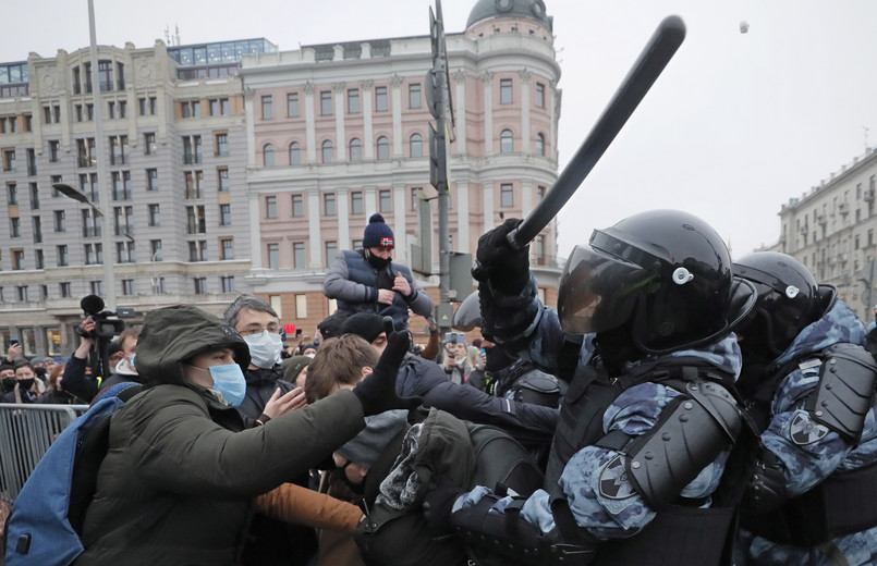 Jest to największa liczba osób zatrzymanych podczas demonstracji od czasu, gdy obrońcy praw człowieka zaczęli prowadzić te statystyki.