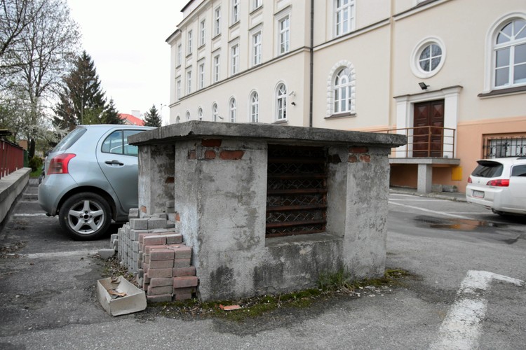 LUBLIN. Schron pod budynkiem Urzędu Wojewódzkiego