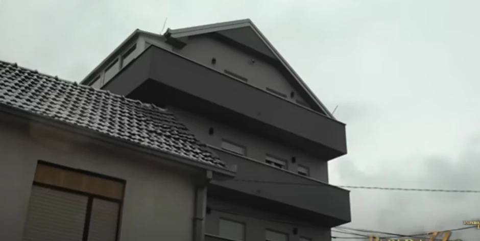 Zgrada u Žarkovu u kojoj živi Breskvica