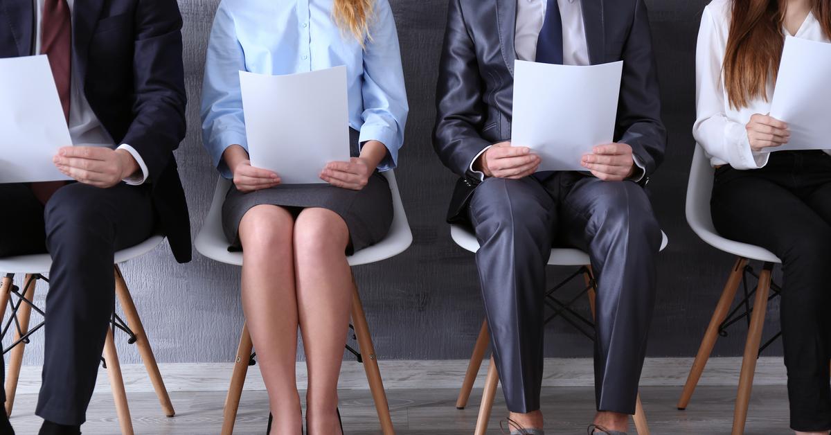 „Boys club” w pracy. Ujawniamy mroczne kulisy rekrutacji. Prawda, której nikt nie mówi