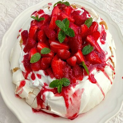 Pavlova torta Baileys-szel bolondítva