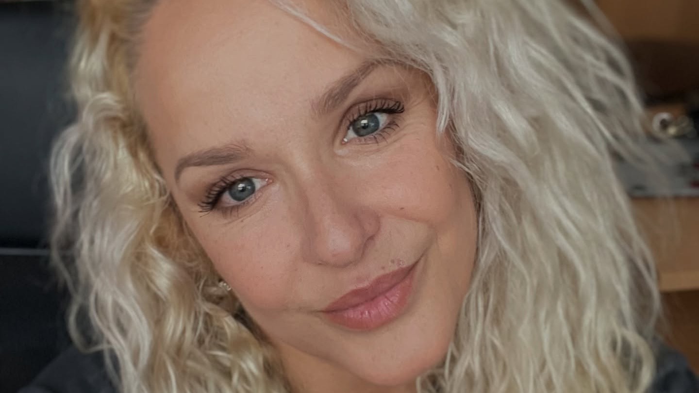 Slovenská speváčka a herečka Lucia Bugalová.