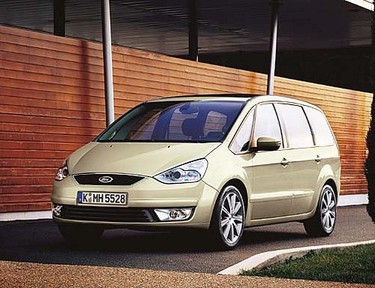 Ford Galaxy Ford S Max Najwazniejsza Jest Przestrzen