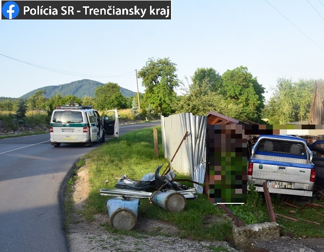 V čase nehody v altánku nikto nebol.