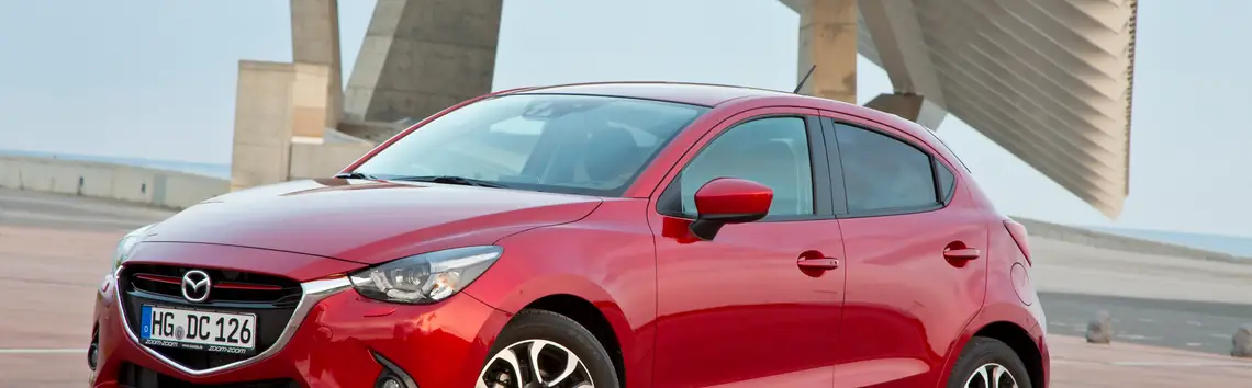 MAZDA 2
