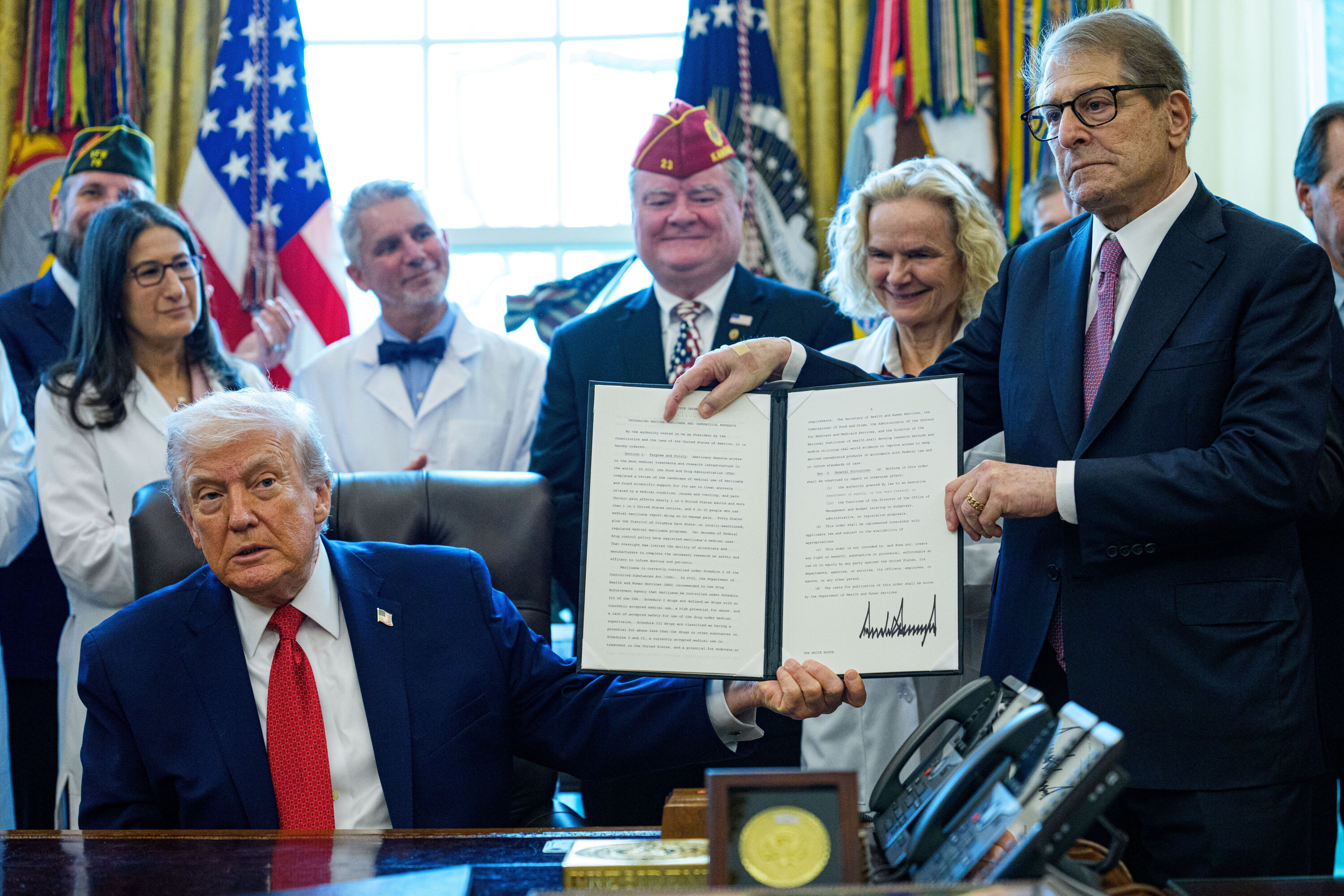 Trump uznaje potencjał leczniczy marihuany - ale nie legalizuje