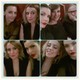 De persze, a GLAMOUR szerkesztőségi csapata sem hiányzott. Marosfalvi Réka beauty szerkesztő (@glamourreka) French Connection-ben, Szkiba Irina stylist Kata Szegediben, Kerekes Anna vezető szerkesztő pedig Nora Sarman ruhájában. Beleznay Ibolya olvasószerkesztő és Marosfalvi Éva  tördelő mindenketten vintázsban.