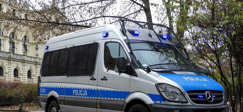 Tragedia w Krakowie. W windzie znaleziono ciało młodej kobiety