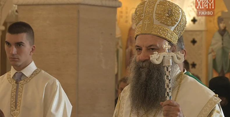 Patrijarh Porfirije služi liturgiju