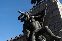 Szybka kartkówka z najważniejszych dat. QUIZ historyczny dla orłów i prymusów