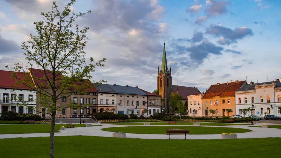 Zamiast betonozy jest zieleń. Niewielkie Bojanowo pokazuje, jak remontować rynek