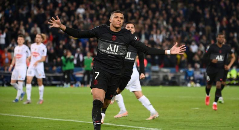 Kylian Mbappe's late penalty gave PSG victory against Angers Creator: FRANCK FIFE