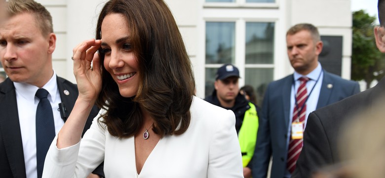 Media o skutkach ubocznych leczenia raka u księżnej Kate. "Przechodzą przez piekło"