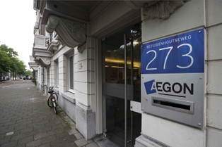 Trzecia z rzędu kwartalna strata Aegonu