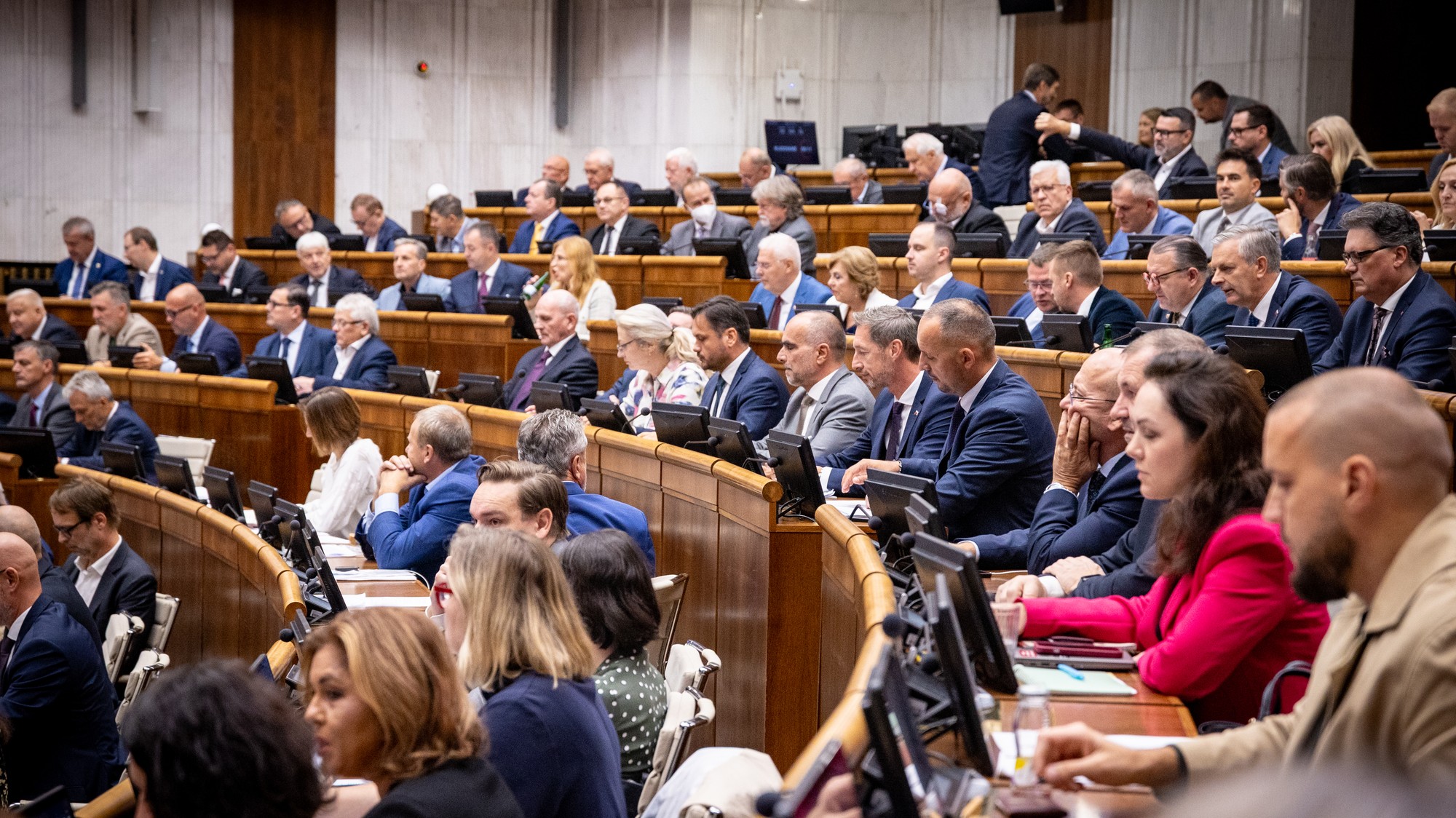 Rokovanie parlamentu