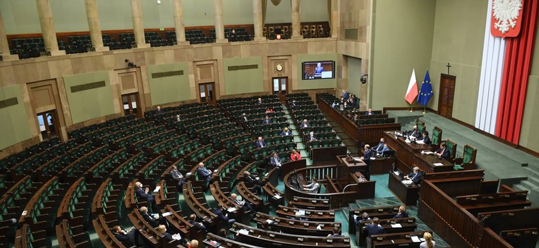 Wybory w cieniu koronawirusa. Najnowsze decyzje rządowe [RELACJA NA ŻYWO]